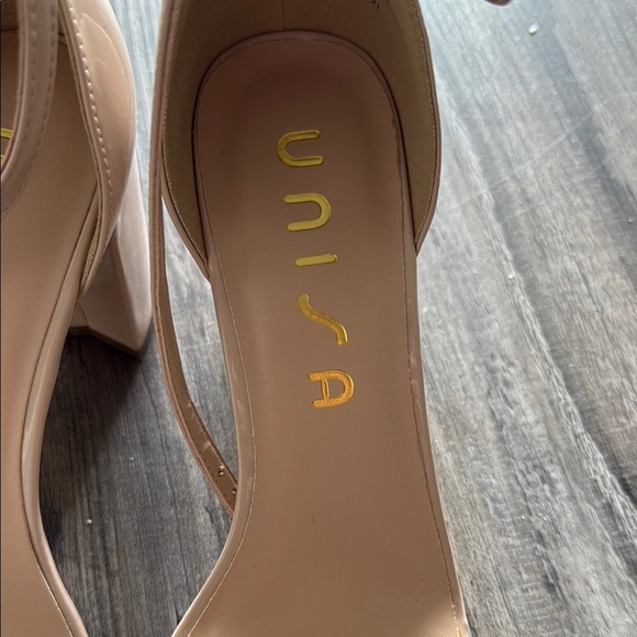 Unisa Cream Heels Elegant High Heel Shoes 7 1/2 - Picture 2 of 7